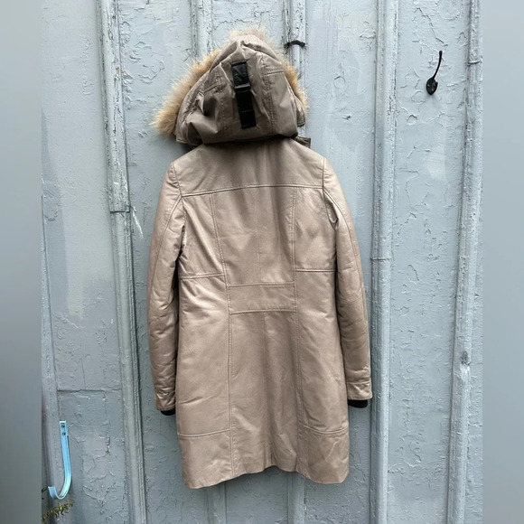 Danier Leather Winter Parka, size XXS - Picture 5 of 14